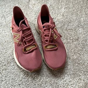 New Balance Fresh Foam Roav Backpack - size 7.5